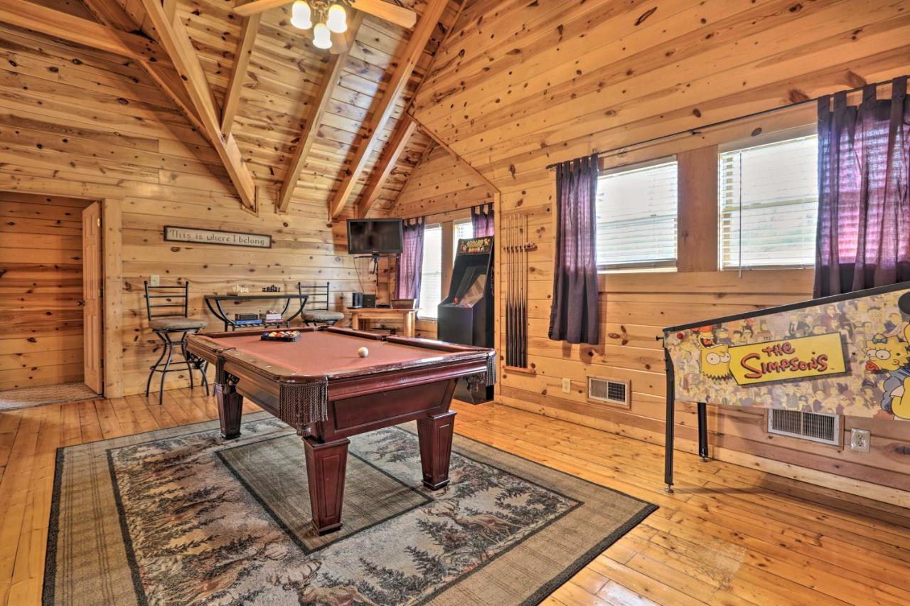 Pigeon Forge Cabin With Games, 1 Mi To Parkway! Exterior photo